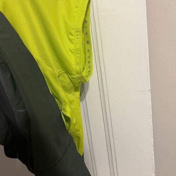 Athleta Runaround Skort Tennis Skirt Charcoal Gray XS - Picture 8 of 9